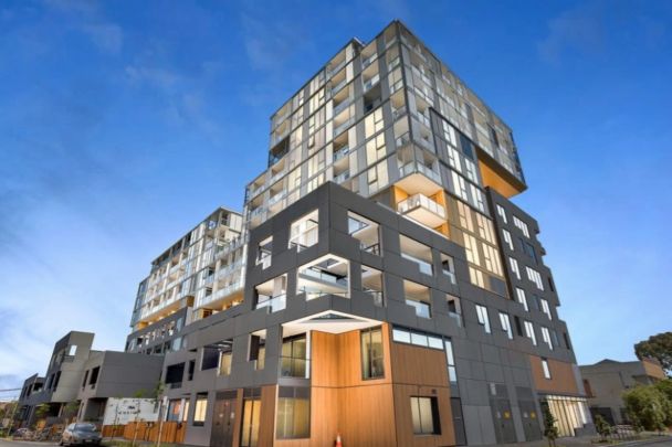 Modern Richmond Living with Resort Comforts and Everything You Love Just Steps Away! - Photo 1