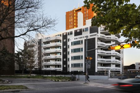 For Lease - 11 Walmer Road Unit# 604, Toronto, Ontario - Photo 4