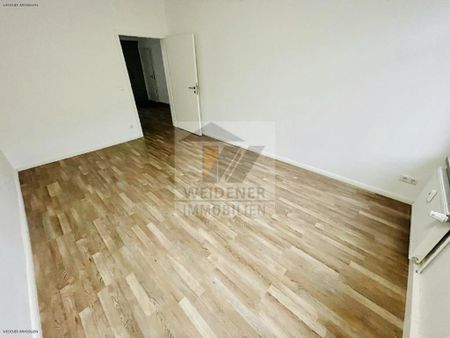 Modern sanierte 4 Raum-Wohnung mit Balkon und schickem Bad! - Photo 4