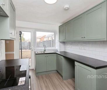 Berrybank, College Town, Sandhurst, GU47 - Photo 6