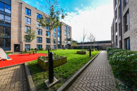 2 Bedroom Flat - Photo 3