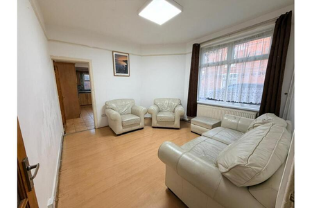 4 bedroom terraced house to rent - Photo 2