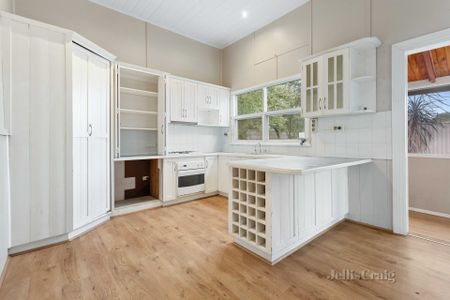 226 Humffray Street North, Ballarat East - Photo 3