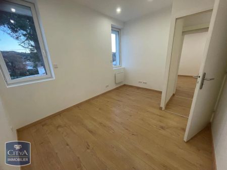 Appartement à louer 4 pièces 72.35m² - Photo 3