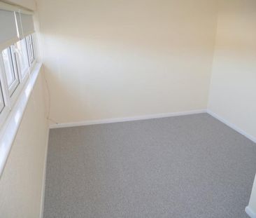 2 bedroom maisonette to rent - Photo 5