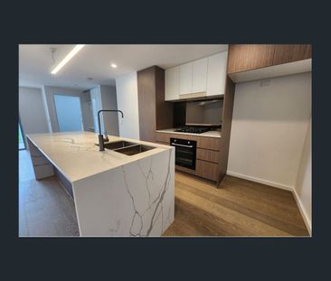 🌟 Modern & Spacious Living in Seven Hills! - Photo 6