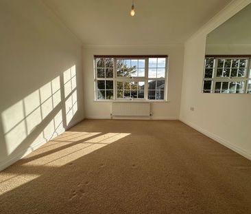 Little Green, Gosport - Photo 3