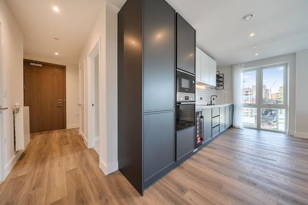 3 bedroom flat to rent - Photo 1