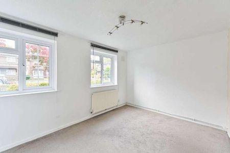 Ashdown Way, Balham, SW17 - Photo 2