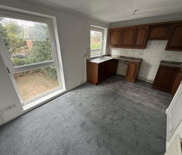 4 bedroom terraced house to rent - Photo 6