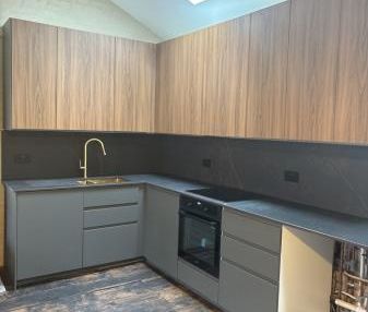 2 bedroom Terraced House To Let - Photo 3