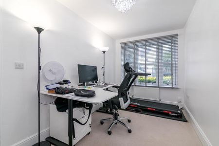 5 Bed Terraced House, St Augustine's Avenue, CR2 - Photo 5