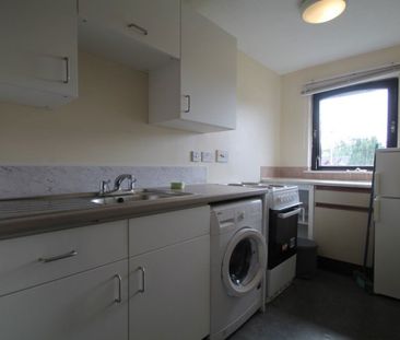 Coldstream Drive, Dundee - Photo 3