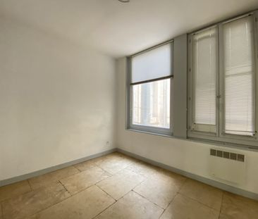 CENTRE HISTORIQUE - T1 - 31.72M² - Photo 2