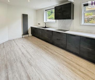 3 bedroom end of terrace house to rent - Photo 1