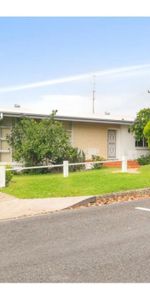 1 Andrew Avenue, Keiraville, NSW 2500 - Photo 4