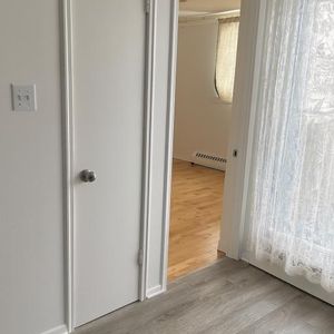 Apt 3 1/2 Laval - Photo 2