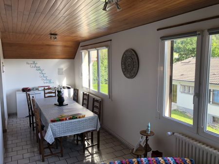 Location Appartement 3 pièces 77m² VOUJEAUCOURT 25420 - Photo 3