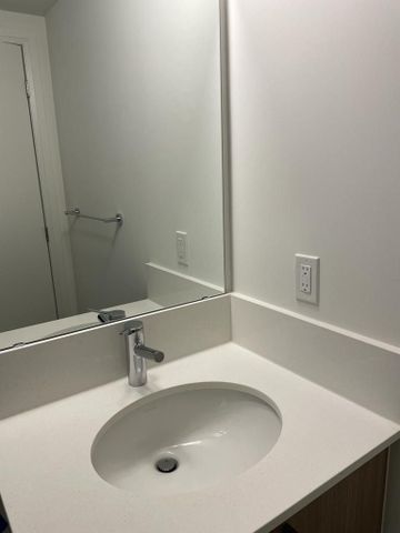 For Lease - 58 Lakeside Terr N/A Unit# 218, Barrie, Ontario - Photo 5