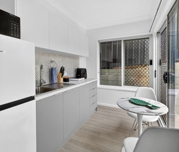 Brand New- Modern, Fully Furnished Apartment – All Bills Included! - Photo 3