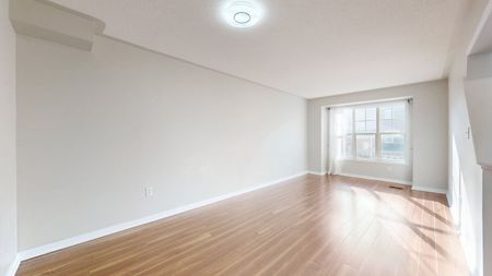 For Lease - 2972 Garnethill Way, Oakville, Ontario - Photo 3