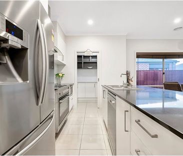 Spacious 4 Bedroom Family Home for Rent in Arndell Park Estate, Tru... - Photo 3