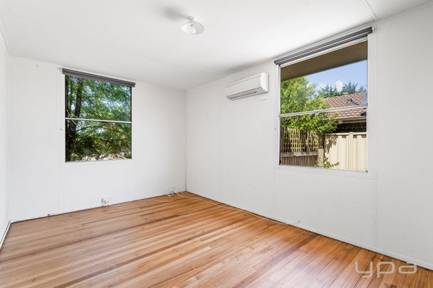 WALKING DISTANCE TO WERRIBEE CBD - Photo 1