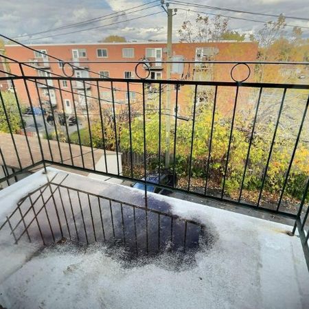 2 CH - 1 SDB - Longueuil - $1,425 /mo - Photo 4