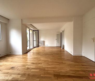 Location Appartement 5 pièces 122m² - Photo 5