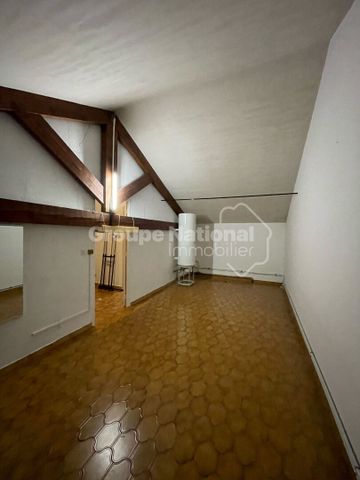 MAISON MITOYENNE MONTEUX CENTRE-VILLE T4 AVEC UN EXTERIEUR ET UN GARAGE, - Photo 3