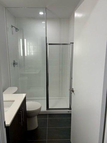 For Lease - 225 Veterans Drive Unit# 901, Brampton, Ontario - Photo 2