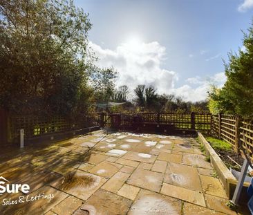 3 bedroom terraced house to rent - Photo 2