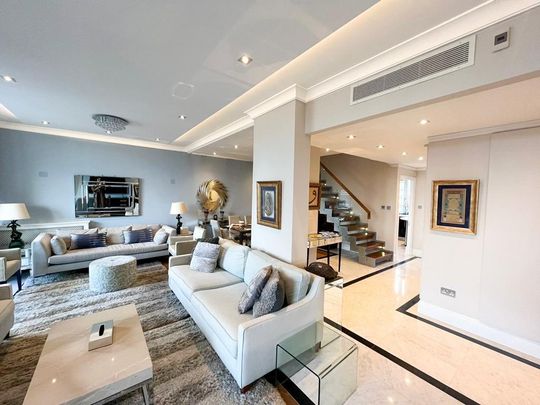 3 Bed Penthouse, The Quadrangle, SW10 - Photo 1