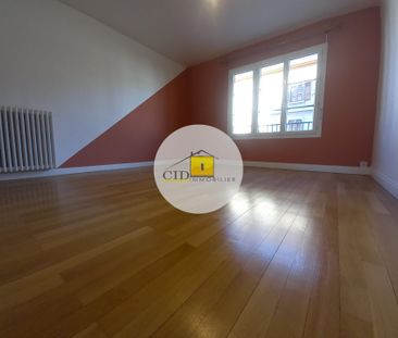 Appartement - 3 pièces - 78,80 m² - Bourgoin-Jallieu - Photo 3
