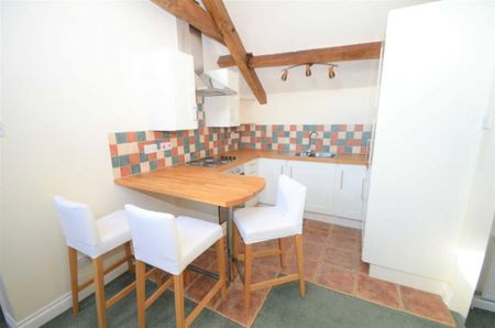 1 bedroom flat to rent - Photo 2