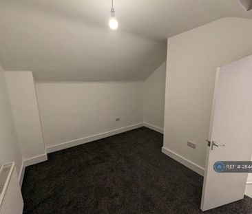 3 bedroom terraced house to rent - Photo 6