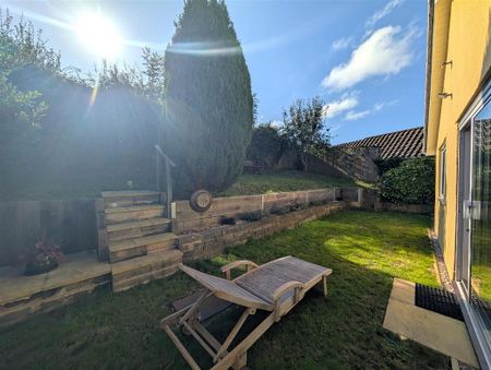 2 bedroom bungalow to rent - Photo 3