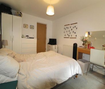 2 Bedroom Apartment To Let - Photo 5