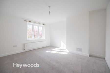 3 bed semi-detached house to rent in Whitfield Avenue, Westlands, Newcastle-under-Lyme ST5 - Photo 5