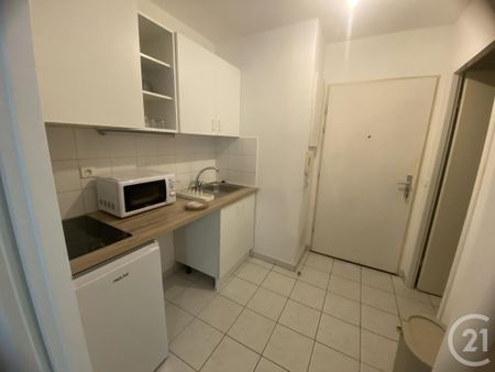 Location Appartement 1 pièce 32m² MONTPELLIER 34090 - Photo 4