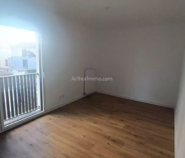 Location Appartement 2 pièces 46 m2 à Bourgoin-Jallieu - Photo 2