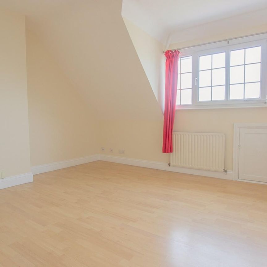 Bradmore Green, Brookmans Park, Hatfield - Photo 1