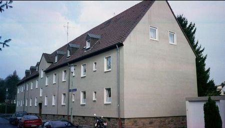 günstige Single-Wohnung mit modernisiertem Duschbad - Photo 4