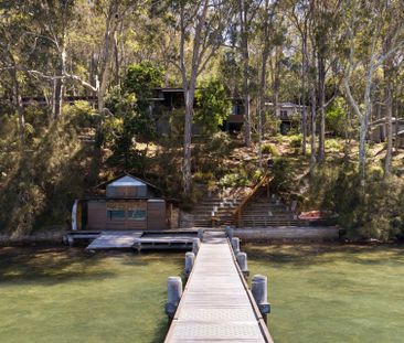 Waterfront Luxe � Architecturally Designed Home with Boatshed - Photo 1