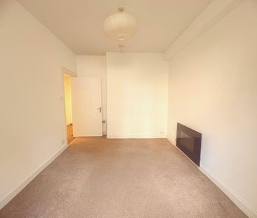1 bedroom ground floor flat to rent - Photo 4