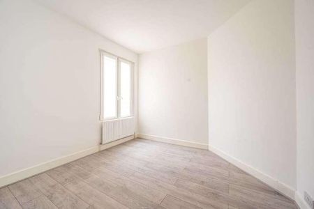 Chingford Road, Walthamstow, E17 - Photo 2