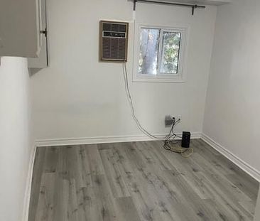 For Lease - 257 Parkwood Avenue, Georgina, Ontario - Photo 2