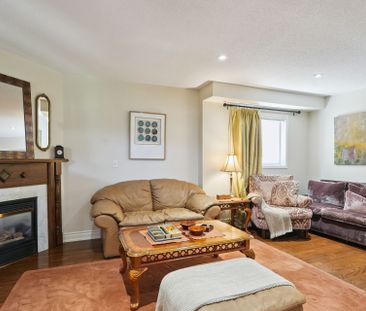 For Lease - 2970 Glover Lane, Burlington, Ontario - Photo 2