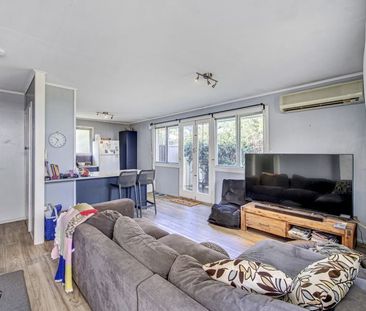 Two Separate Units for Lease – Prime Hamilton Location - Photo 3