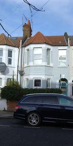 Rutland Gardens, Harringay, London, N4 - Photo 3